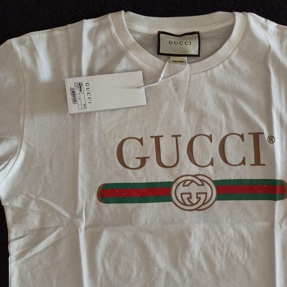 basic gucci shirt